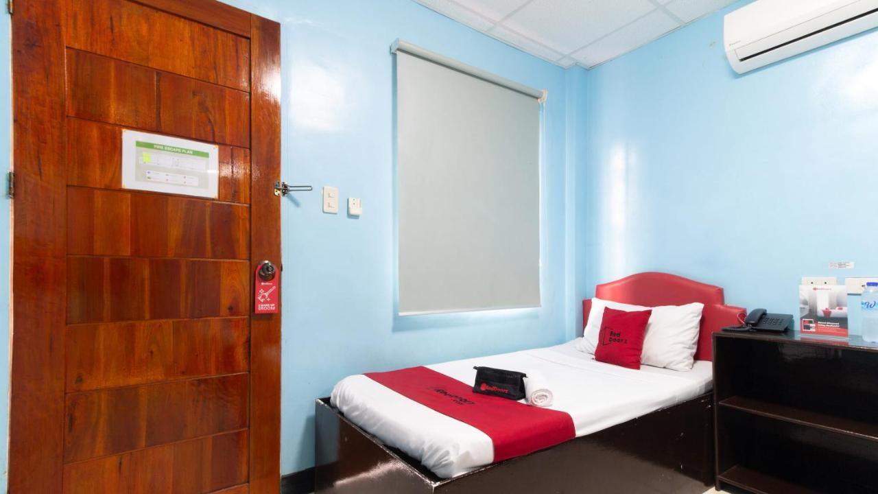 Reddoorz @ Picas Sagkahan Τακλομπάν Εξωτερικό φωτογραφία